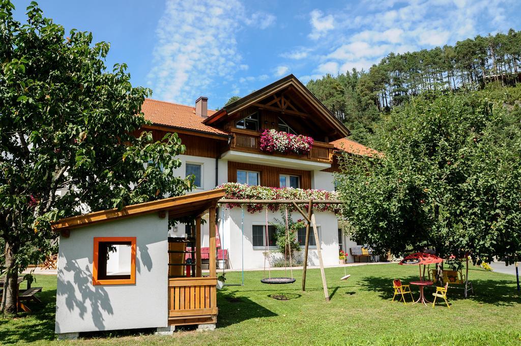 Ferienwohnung Gundolf Christine Arzl im Pitztal Room photo